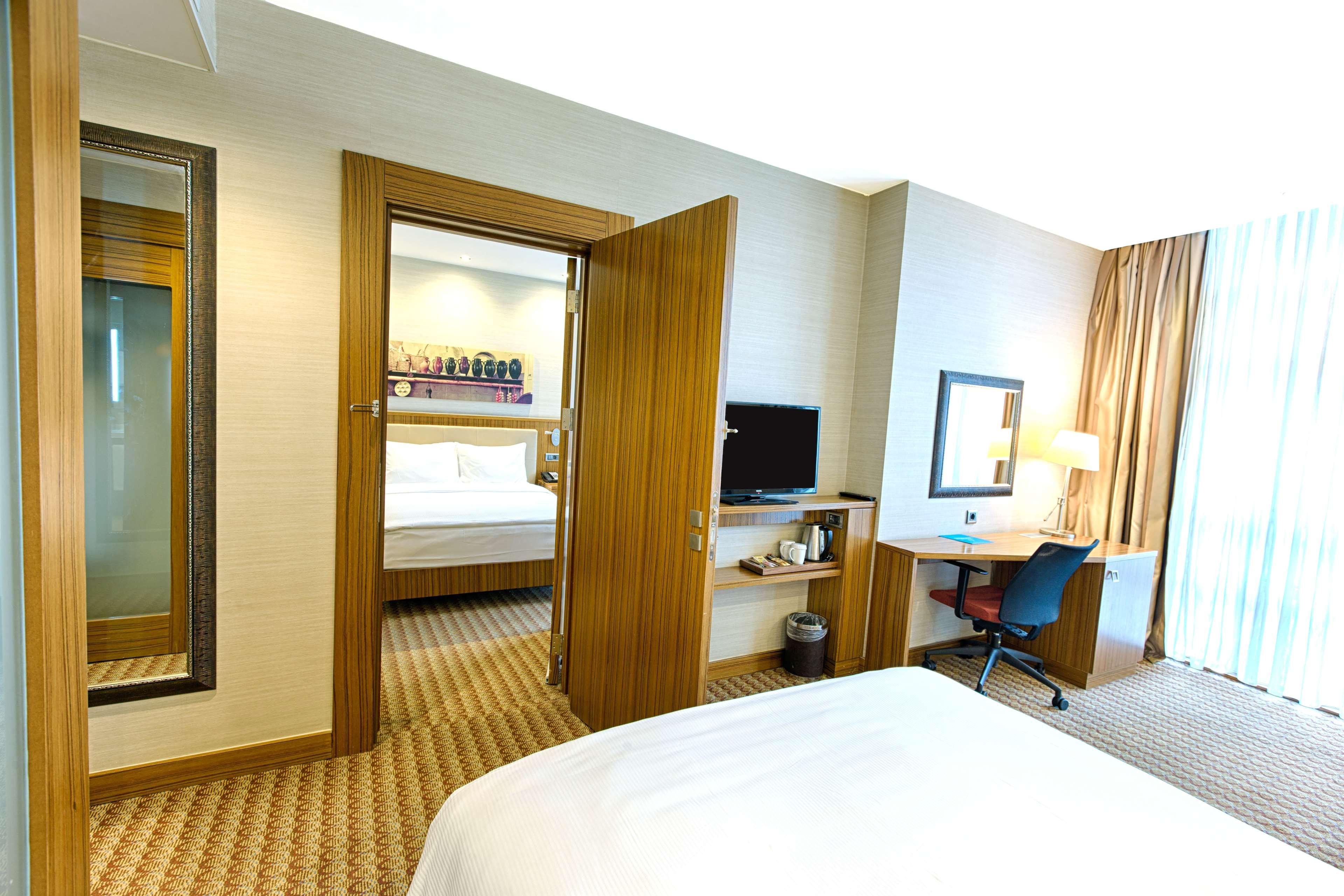 Hampton By Hilton Gaziantep Hotel Екстериор снимка