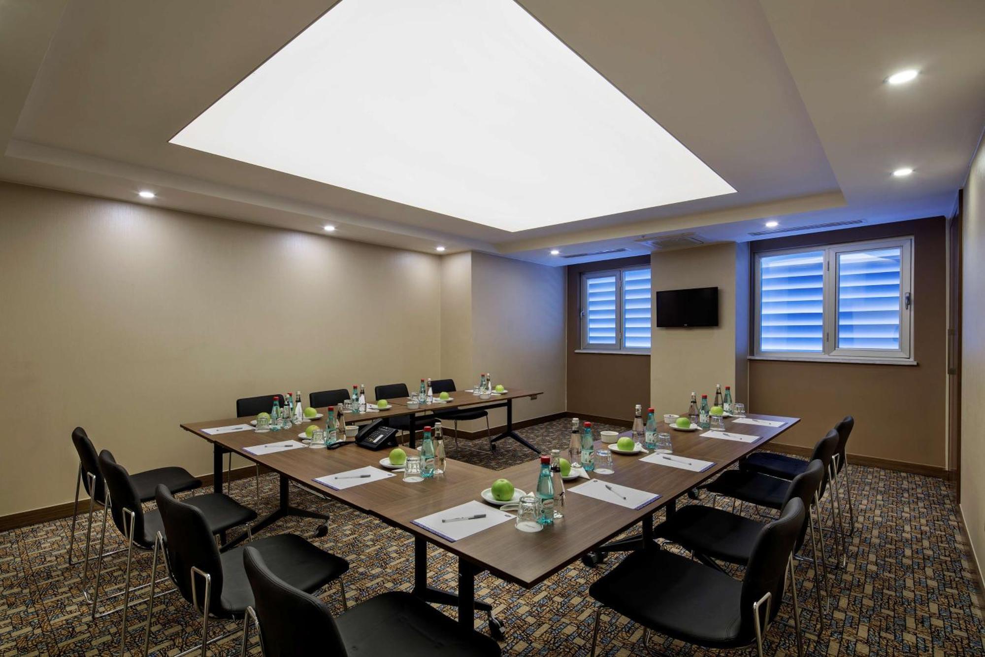 Hampton By Hilton Gaziantep Hotel Екстериор снимка