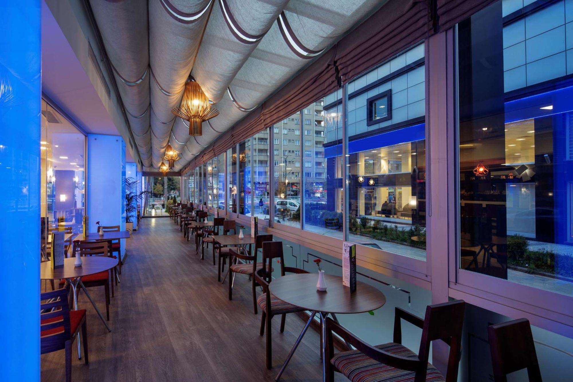 Hampton By Hilton Gaziantep Hotel Екстериор снимка